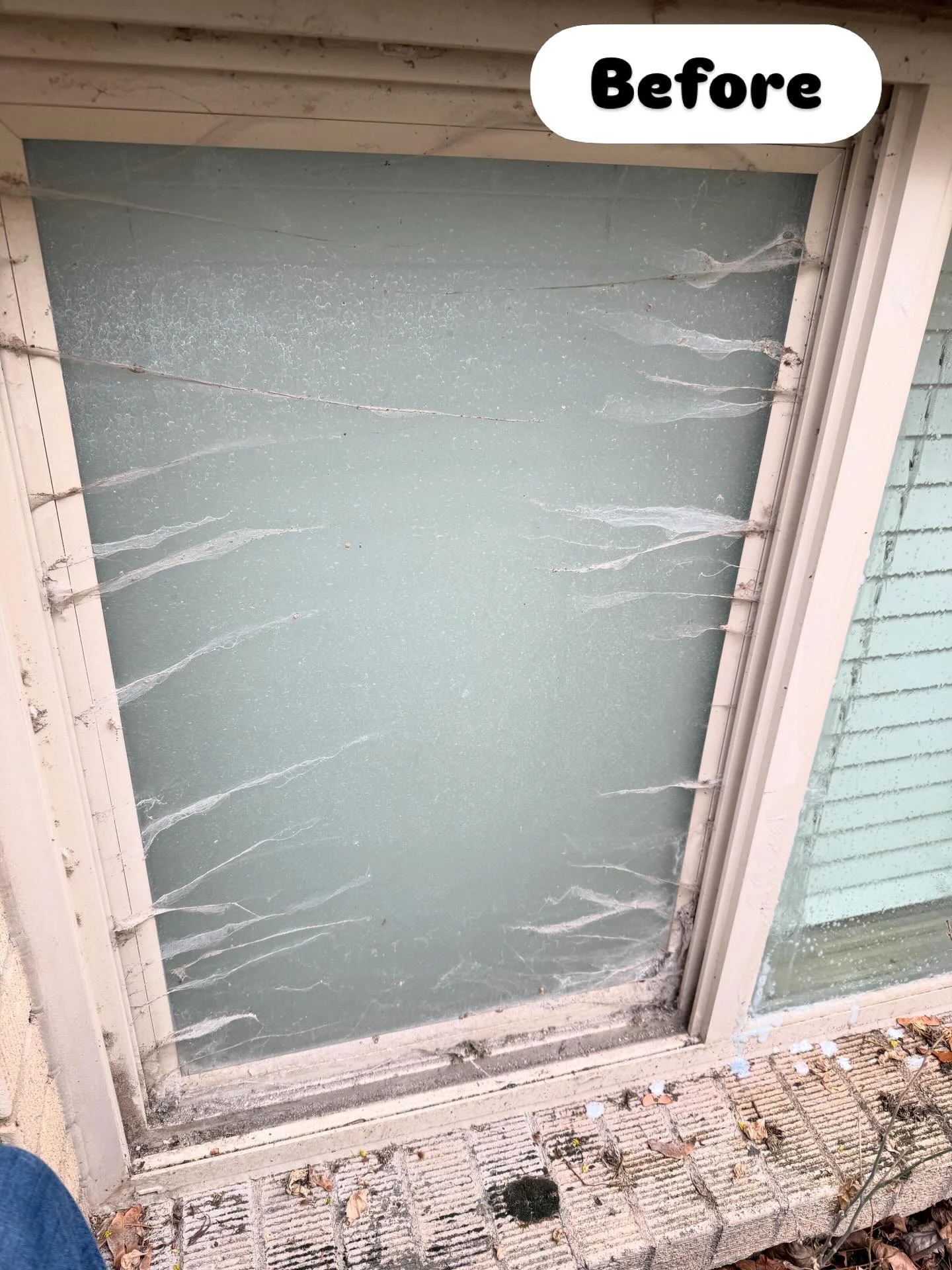 4f617648 5926 4325 b532 476fa7f7156c