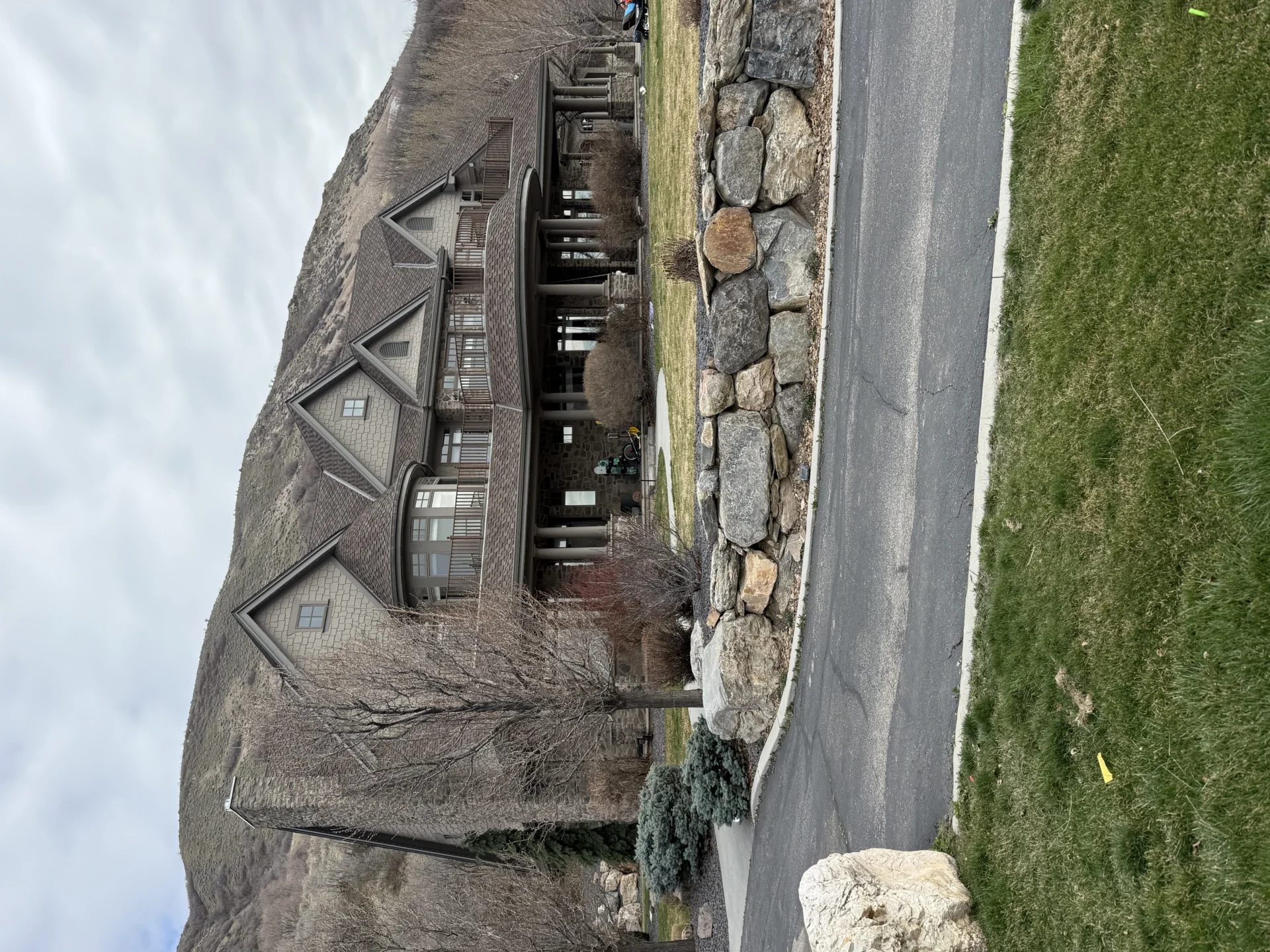 Brigham City Window Cleaning: House, Barn, Hangar